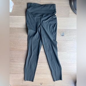 Base Pace High-Rise Running Tight 25" size 6